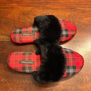 Victoria’s Secret Red Tartan Satin Slipper Faux Fur Trim Size Small Christmas